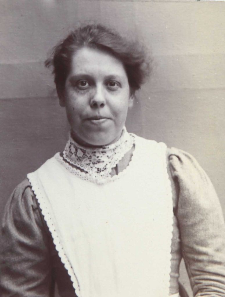 Asylum discharge photo - Louisa Mary Baynham - 1911